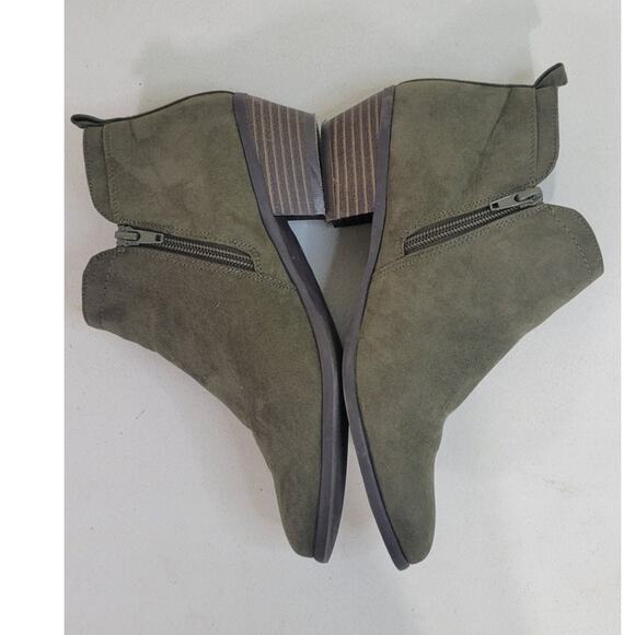 Madeleine Booties Womens Size 8 Olive Green Suede Bootie Zip Up Casual Boho Shoe - Picture 8 of 10
